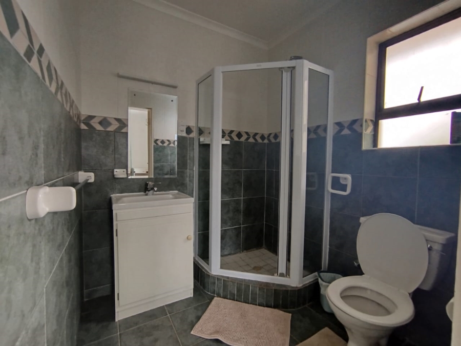 To Let 3 Bedroom Property for Rent in Country Club Western Cape